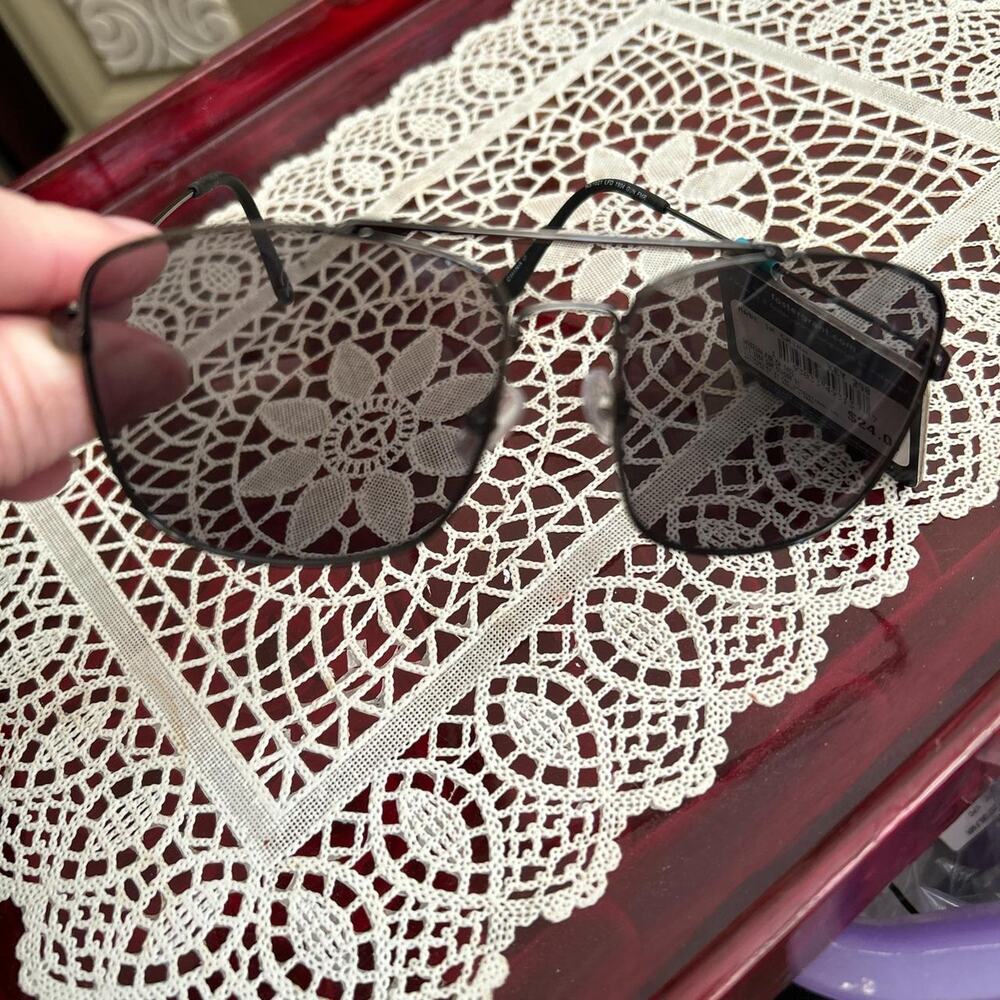 NWT Foster Grant Sunglasses Metal Frames, Gray Lenses